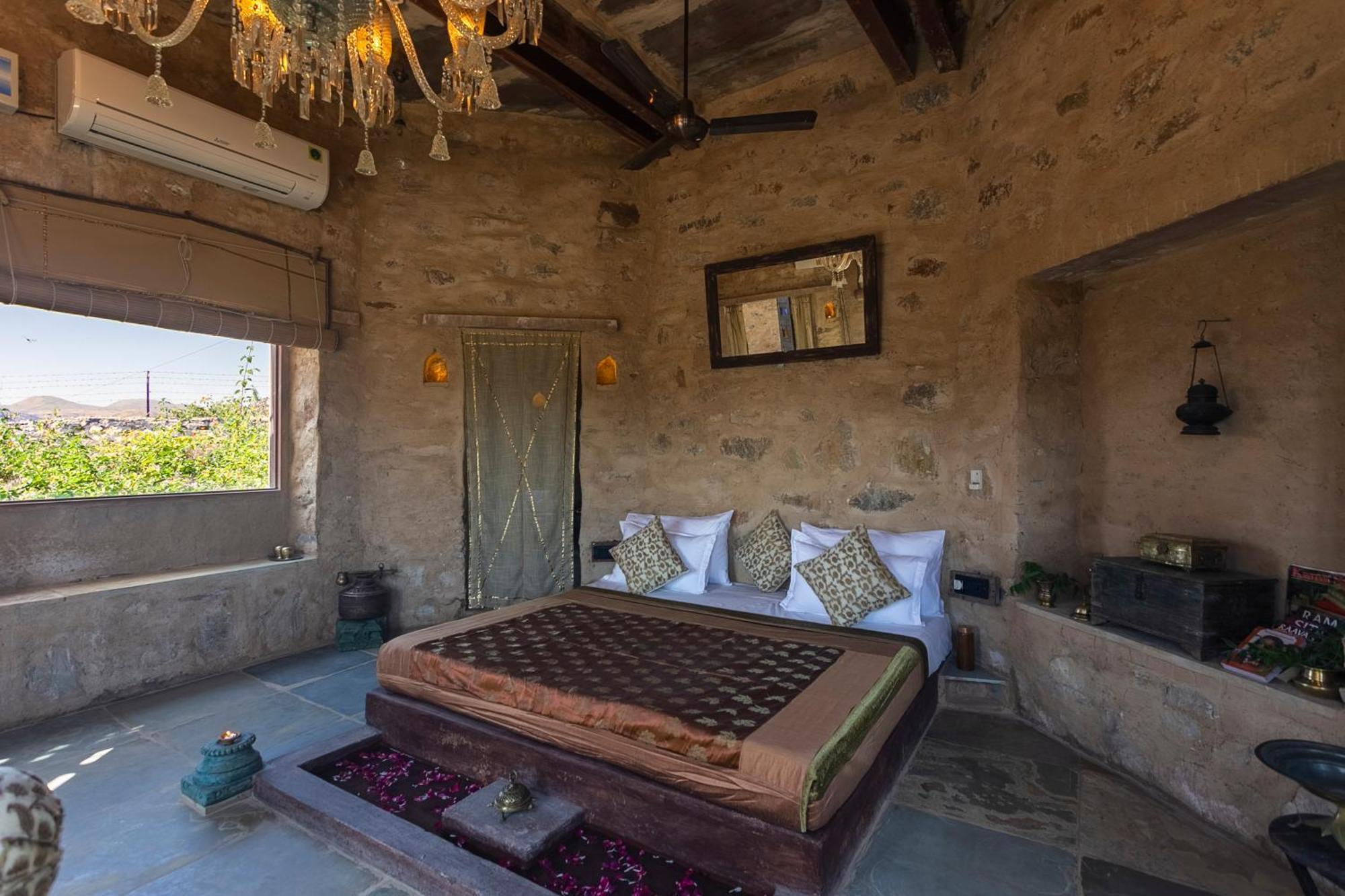 Manmatha A Luxury Retreat Bed and Breakfast Udaipur Exterior foto
