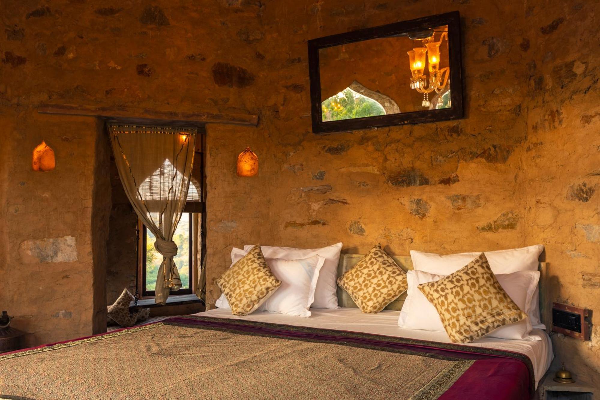 Manmatha A Luxury Retreat Bed and Breakfast Udaipur Exterior foto