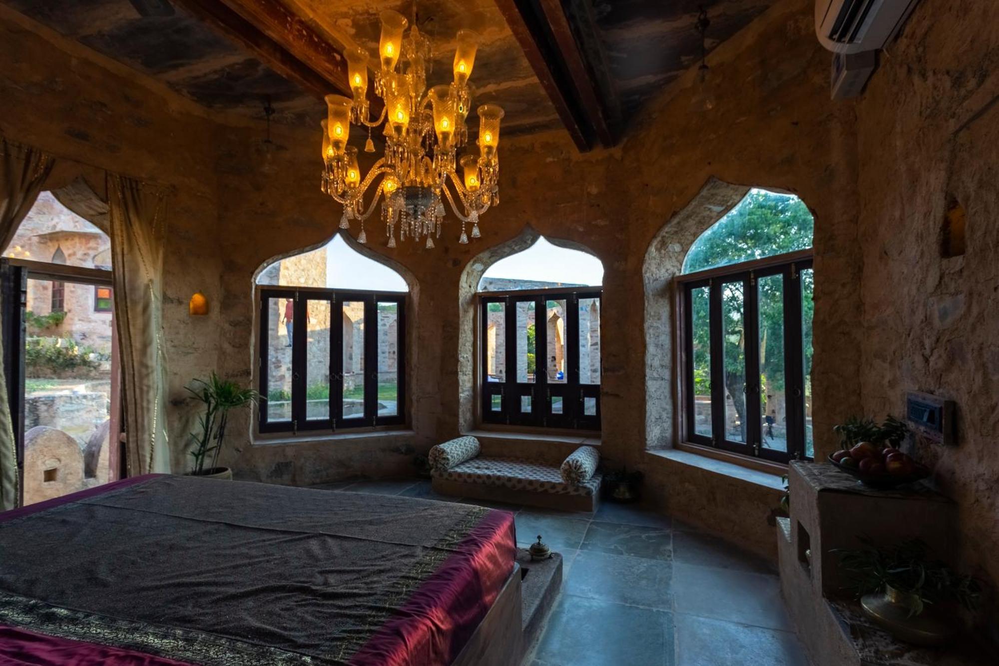Manmatha A Luxury Retreat Bed and Breakfast Udaipur Exterior foto