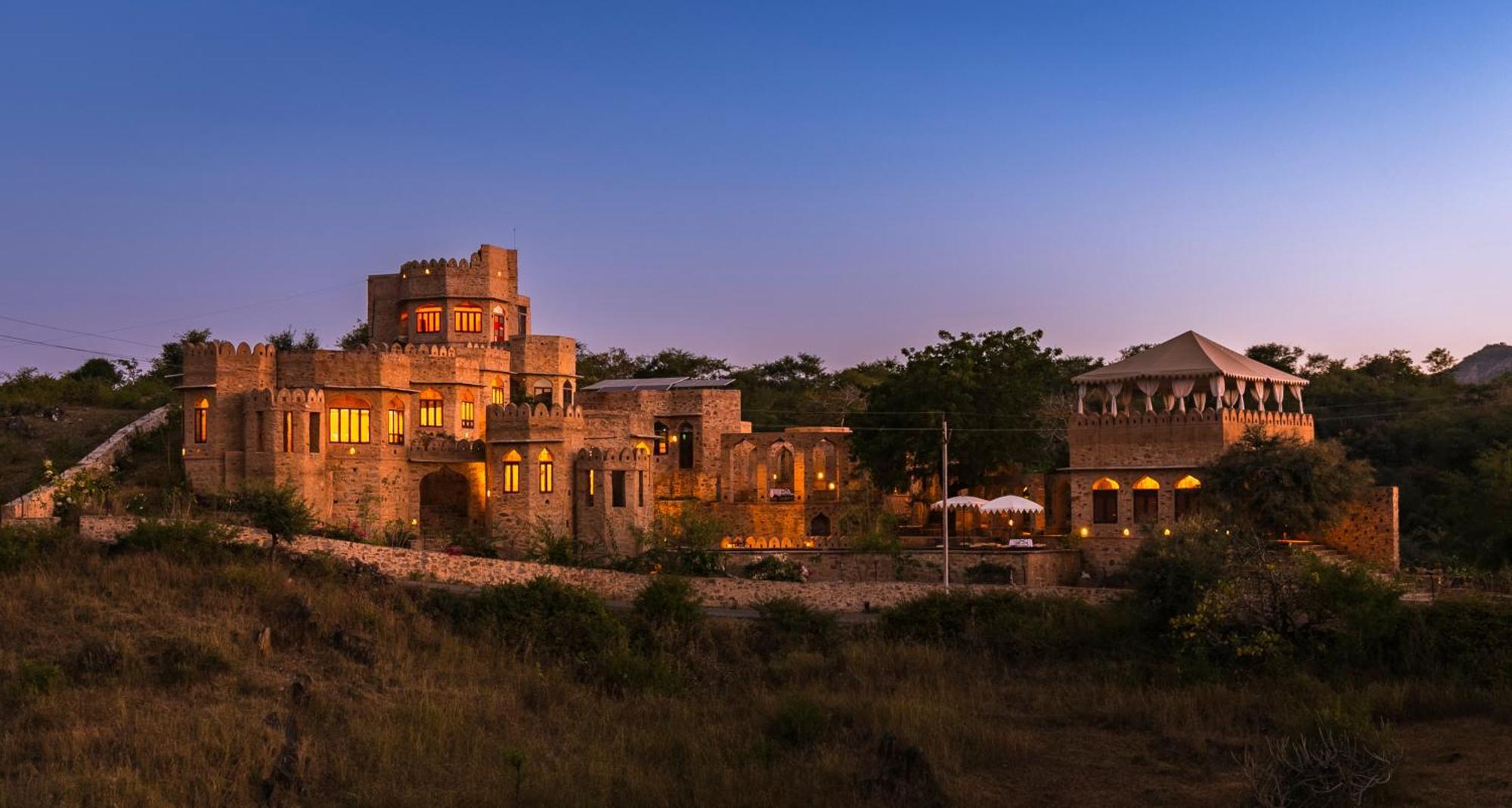 Manmatha A Luxury Retreat Bed and Breakfast Udaipur Exterior foto