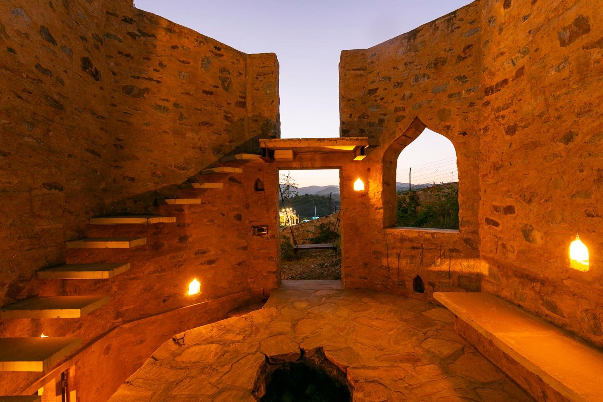 Manmatha A Luxury Retreat Bed and Breakfast Udaipur Exterior foto